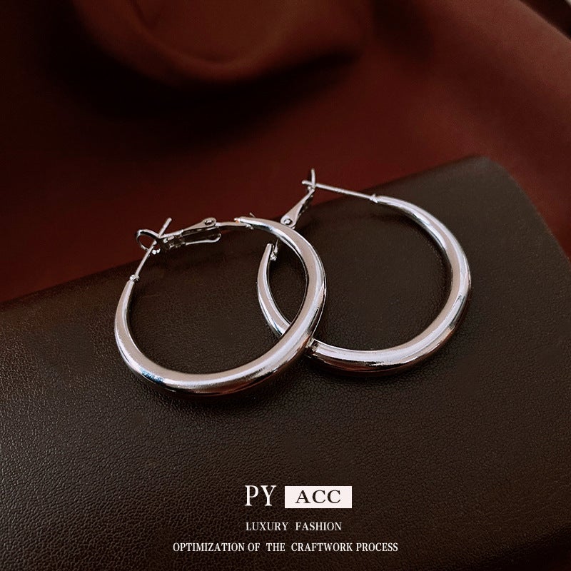 Cold Wind Personality Silver Needle Plain Ring Earrings Simple Earrings Ins Fashion High-End Earrings - Image 2